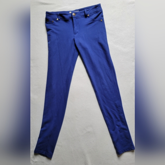 Bundle of pants Poof Excellence and Zenana Outfitters, Juniors size M, - Picture 10 of 15